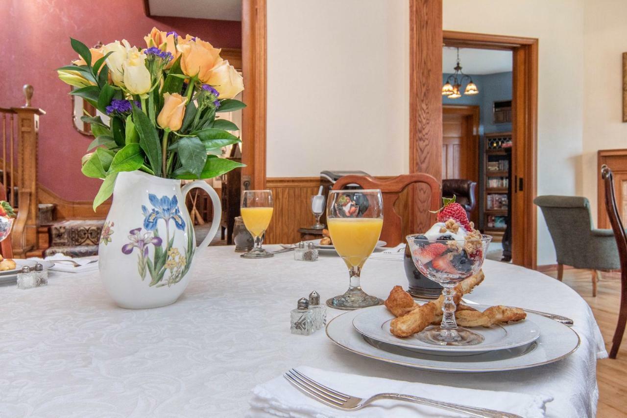 The Lamplighter Bed & Breakfast Of Ludington Exteriér fotografie
