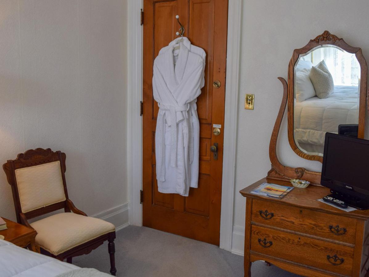 The Lamplighter Bed & Breakfast Of Ludington Exteriér fotografie